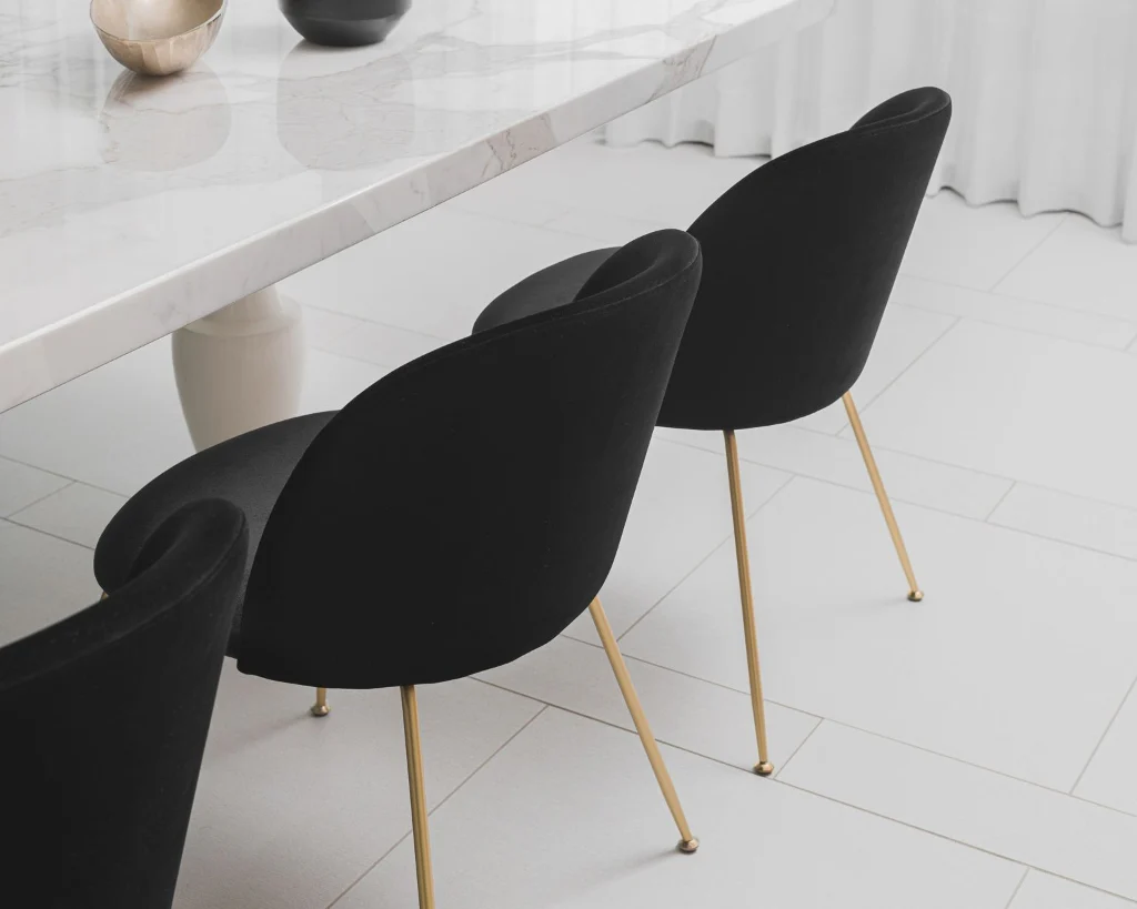 Iris Chair - Image 5